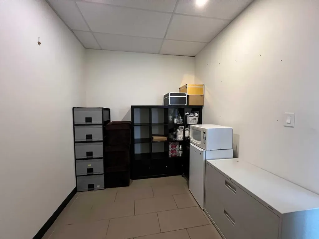 4515 Mcleod Trail SW Calgary AB T2G 0A5