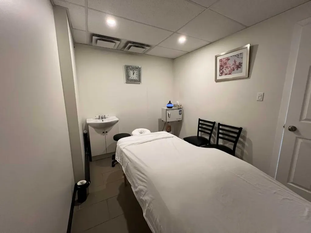 4515 Mcleod Trail SW Calgary AB T2G 0A5