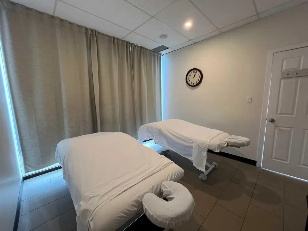 4515 Mcleod Trail SW Calgary AB T2G 0A5
