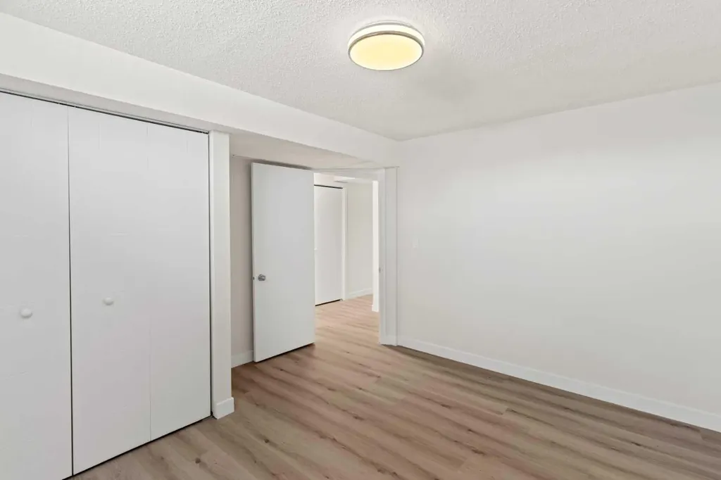 937 Marcombe Drive NE Calgary AB T2A 3H2