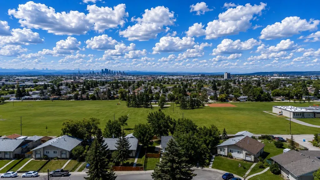 937 Marcombe Drive NE Calgary AB T2A 3H2