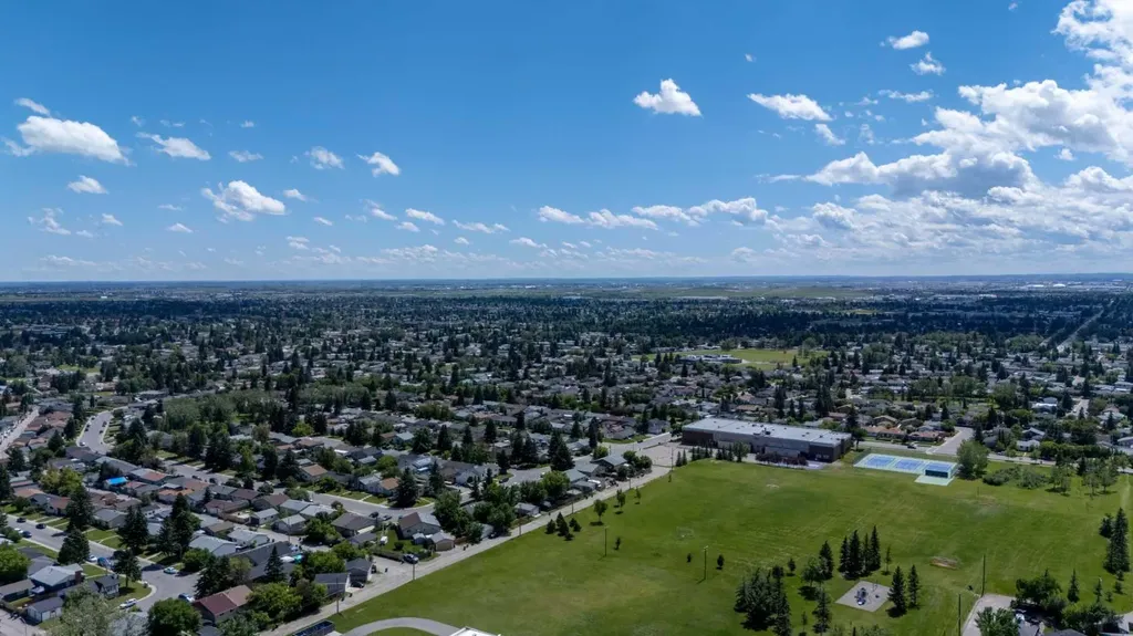 937 Marcombe Drive NE Calgary AB T2A 3H2