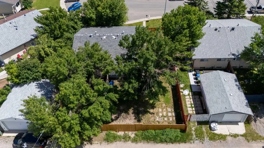 937 Marcombe Drive NE Calgary AB T2A 3H2