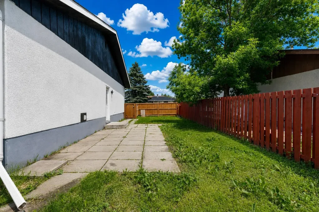 937 Marcombe Drive NE Calgary AB T2A 3H2
