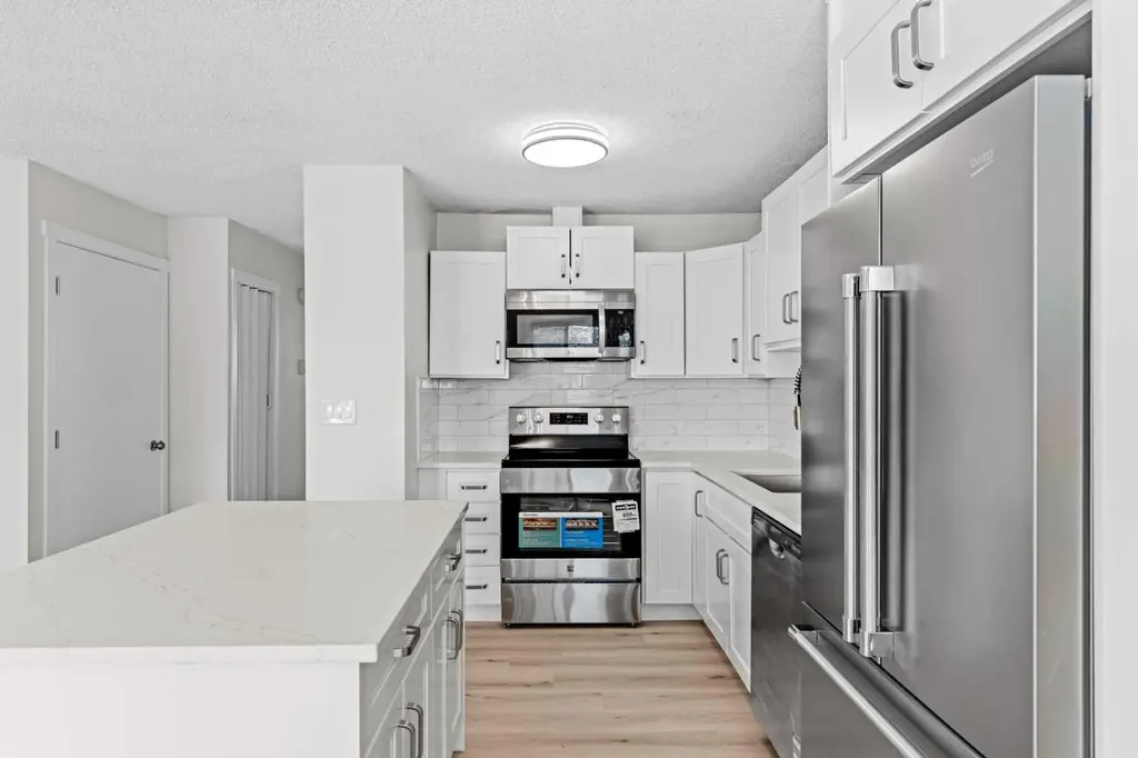 937 Marcombe Drive NE Calgary AB T2A 3H2