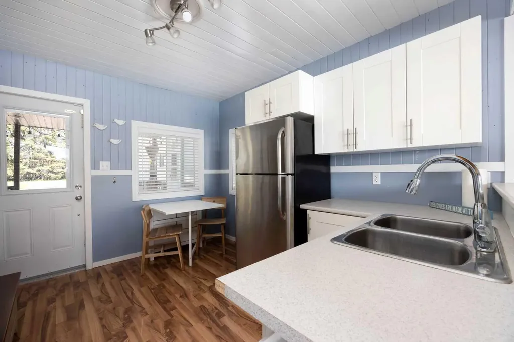611 Lakeview Road Rural Athabasca County AB T0A0M0