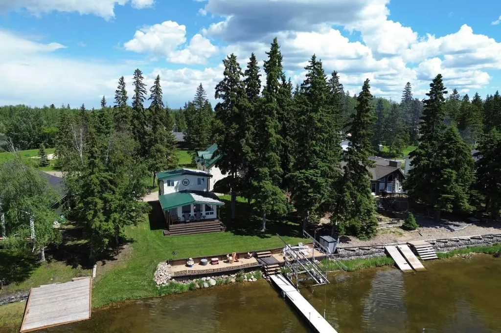 611 Lakeview Road Rural Athabasca County AB T0A0M0