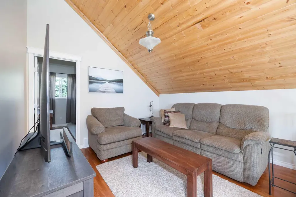 611 Lakeview Road Rural Athabasca County AB T0A0M0