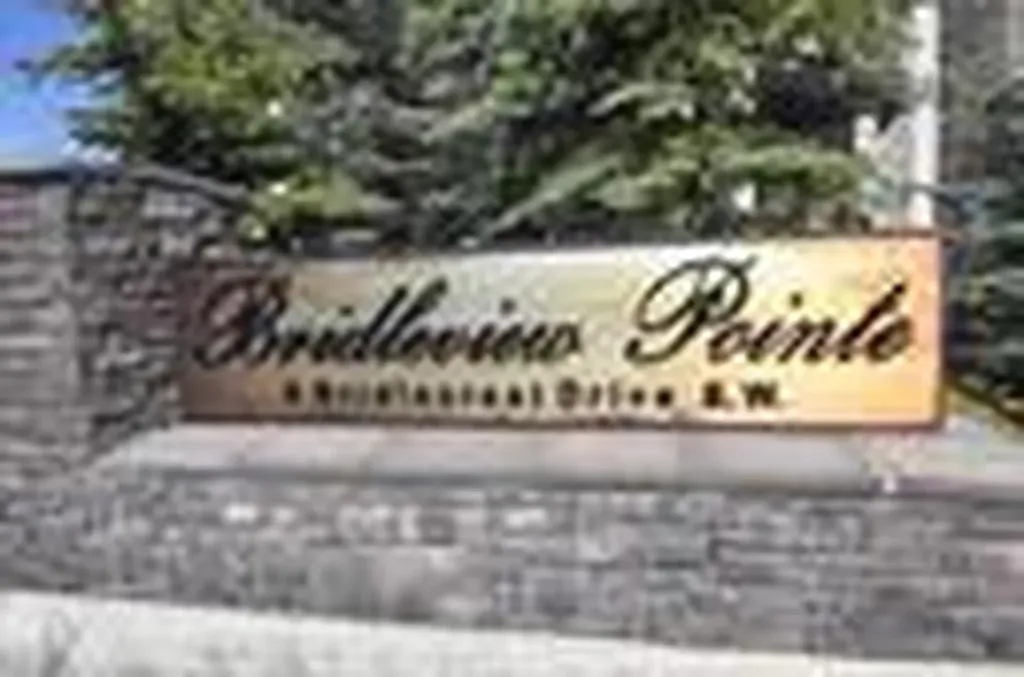 8 Bridlecrest Drive SW Calgary AB T2Y 0H7