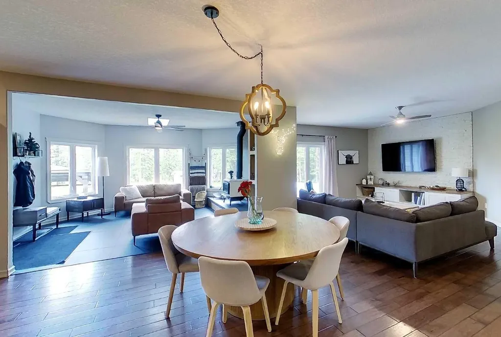 53507 Range Road 172 Edson AB T7E 3L2