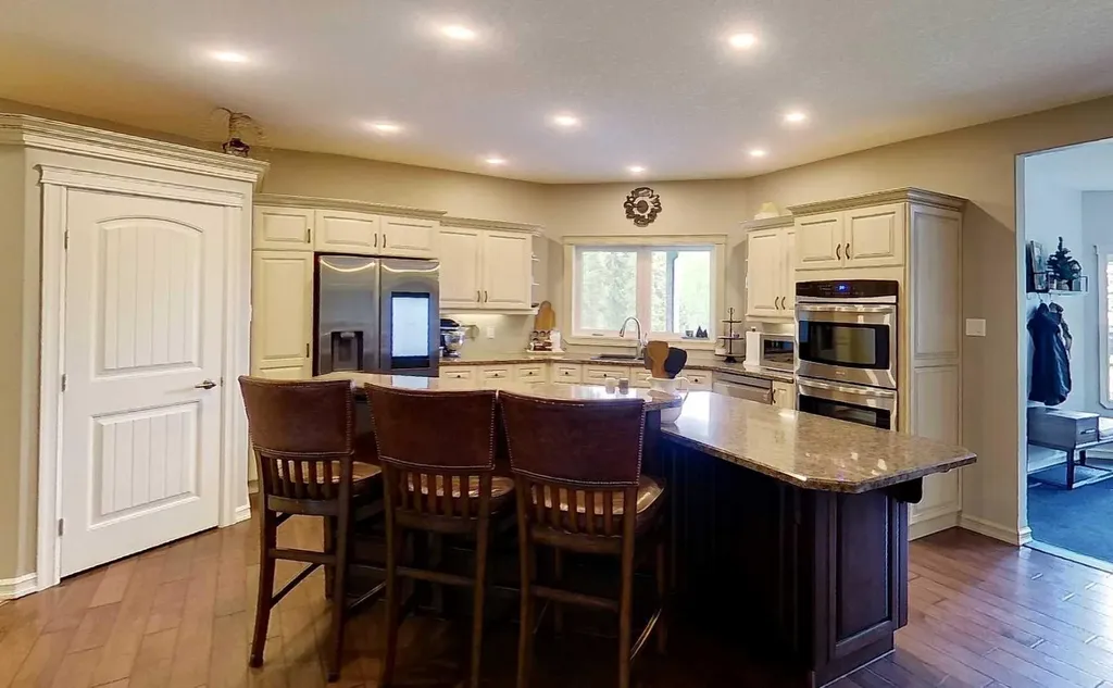 53507 Range Road 172 Edson AB T7E 3L2