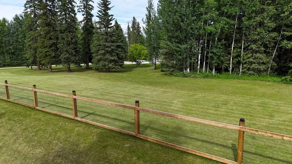 53507 Range Road 172 Edson AB T7E 3L2