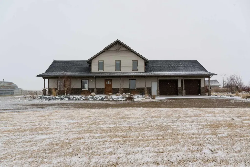 114039 Range Road 221 Rural Lethbridge County AB T0K 1V0