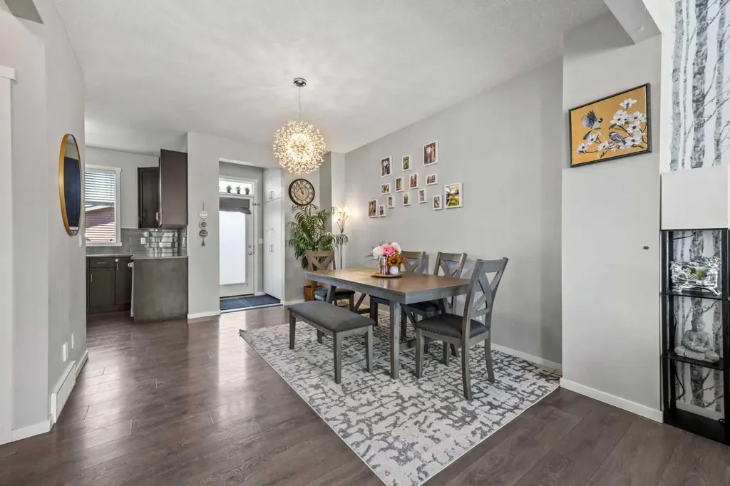9121 52 Street NE Calgary AB T3J 0V5