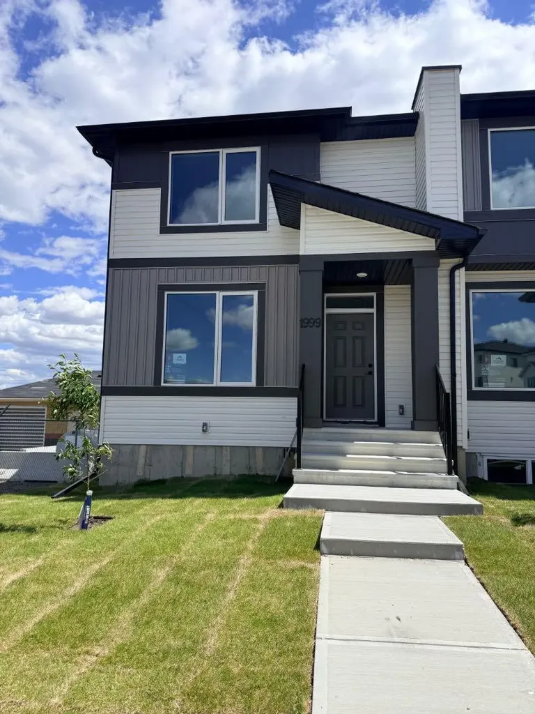 1999 Mccaskill Drive Crossfield AB T0M0S0