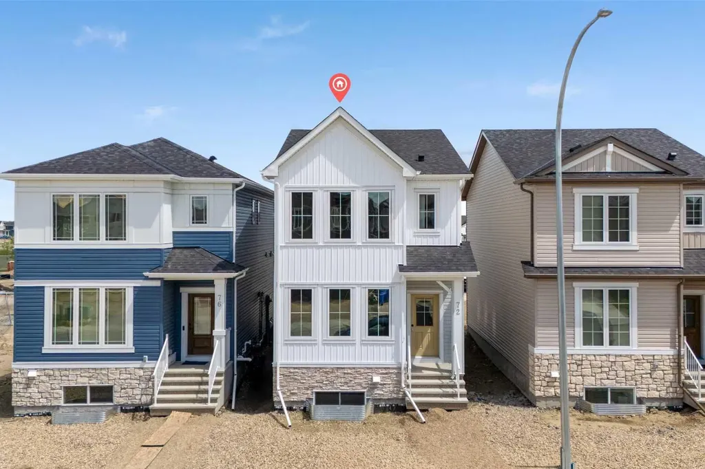 72 Amblefield View NW Calgary AB T3P 2L6