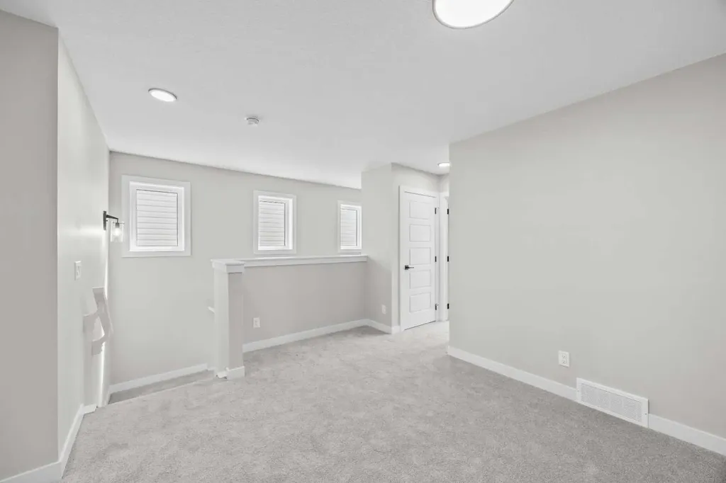 72 Amblefield View NW Calgary AB T3P 2L6