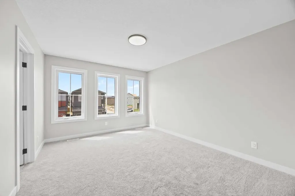 72 Amblefield View NW Calgary AB T3P 2L6