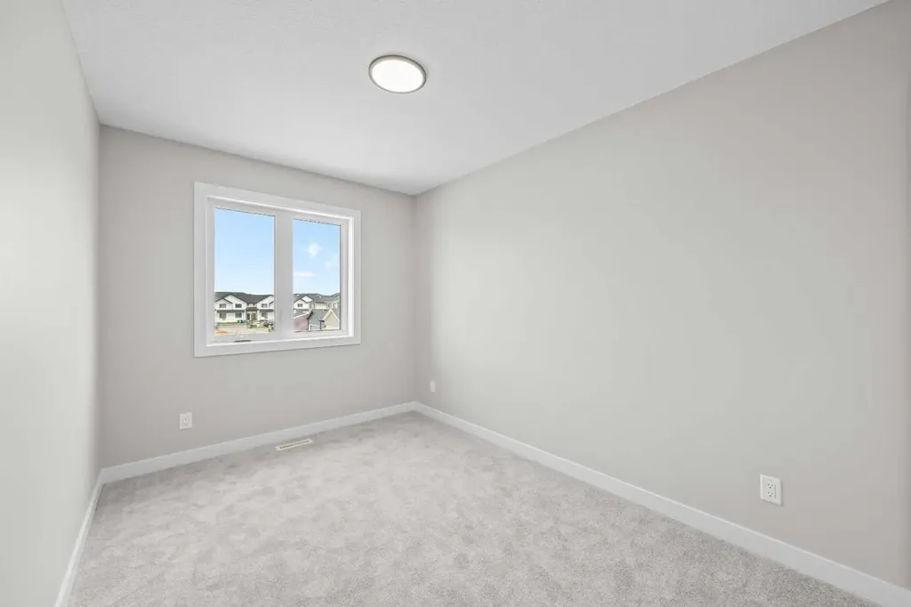 72 Amblefield View NW Calgary AB T3P 2L6
