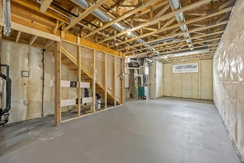 72 Amblefield View NW Calgary AB T3P 2L6