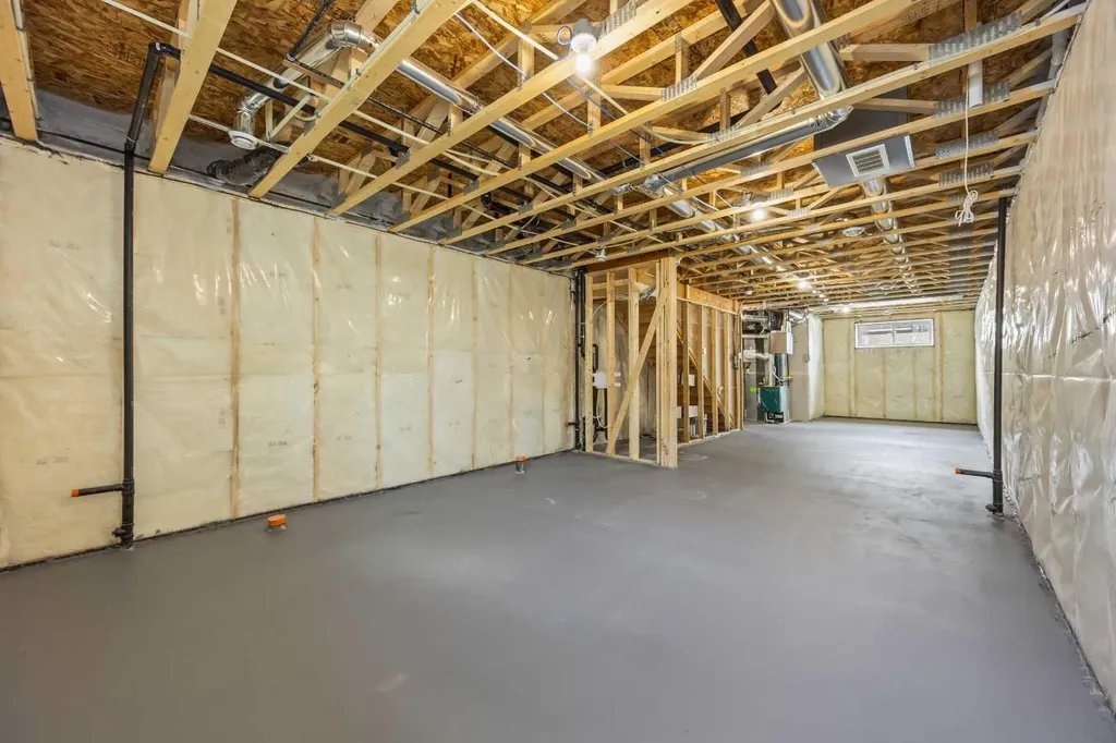 72 Amblefield View NW Calgary AB T3P 2L6
