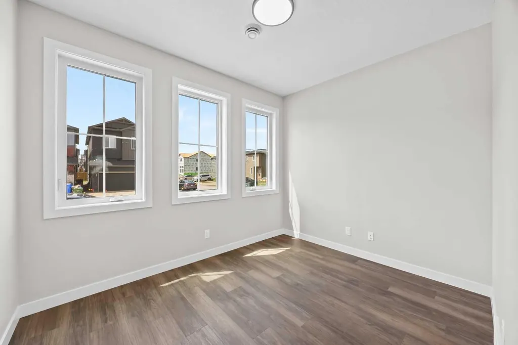 72 Amblefield View NW Calgary AB T3P 2L6