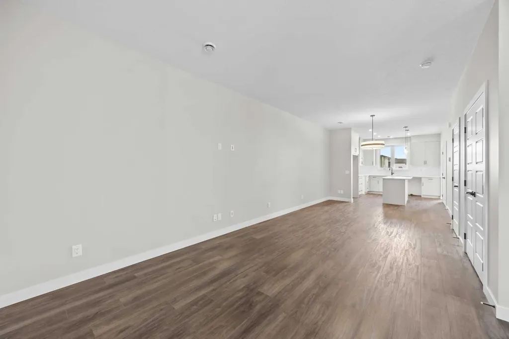 72 Amblefield View NW Calgary AB T3P 2L6