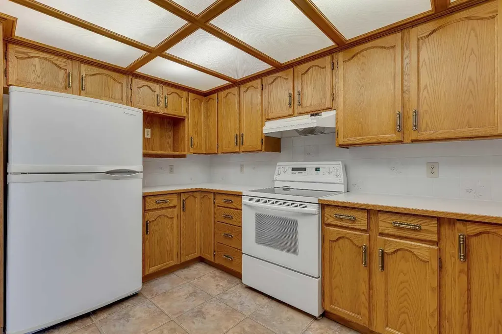 83 Sanderling Road NW Calgary AB T3K 3S2