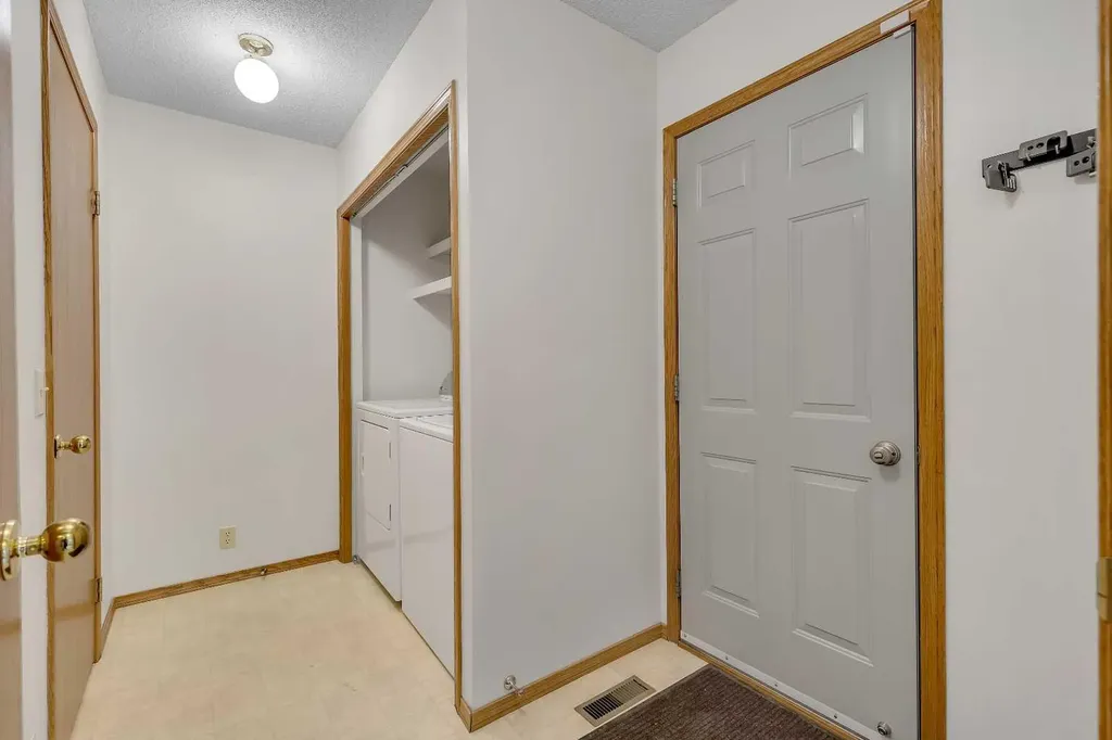 83 Sanderling Road NW Calgary AB T3K 3S2