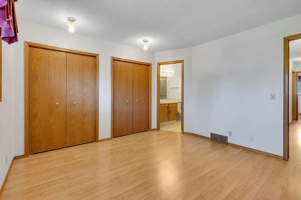 83 Sanderling Road NW Calgary AB T3K 3S2