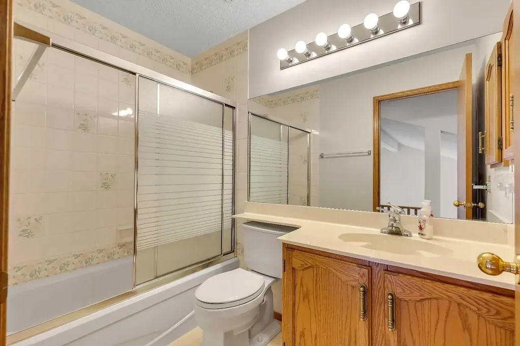83 Sanderling Road NW Calgary AB T3K 3S2