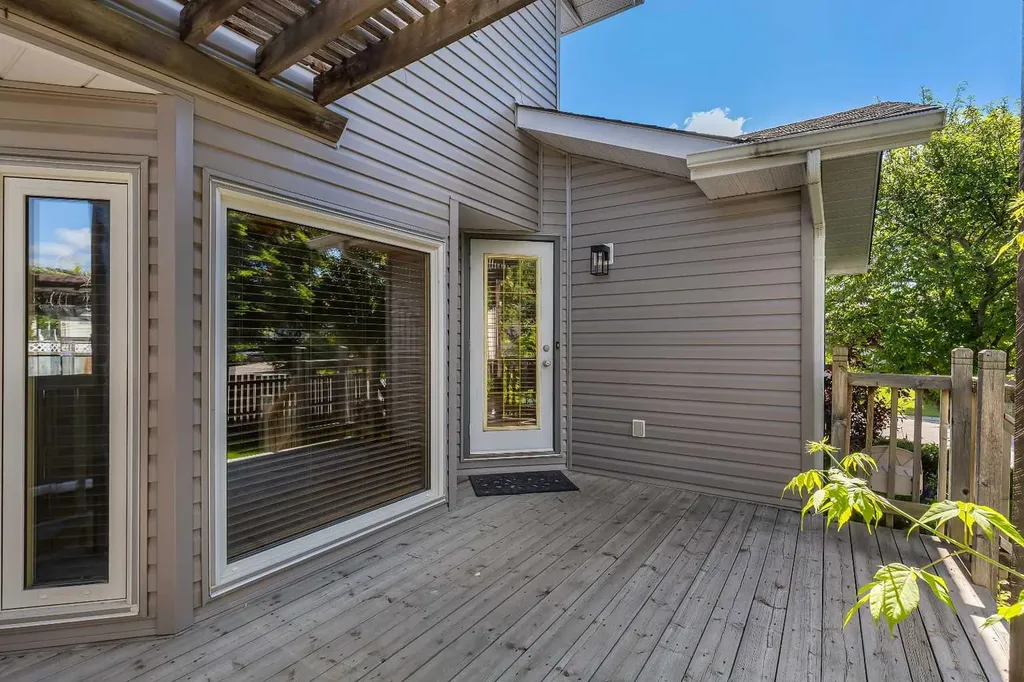 83 Sanderling Road NW Calgary AB T3K 3S2