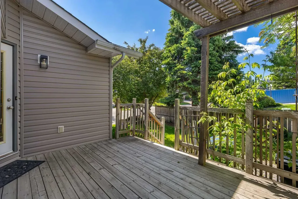 83 Sanderling Road NW Calgary AB T3K 3S2
