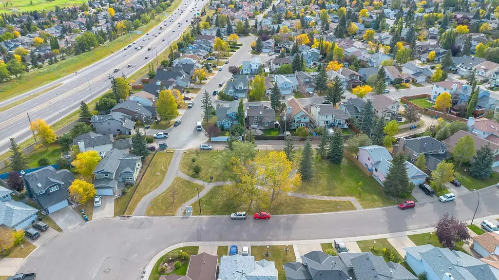 83 Sanderling Road NW Calgary AB T3K 3S2
