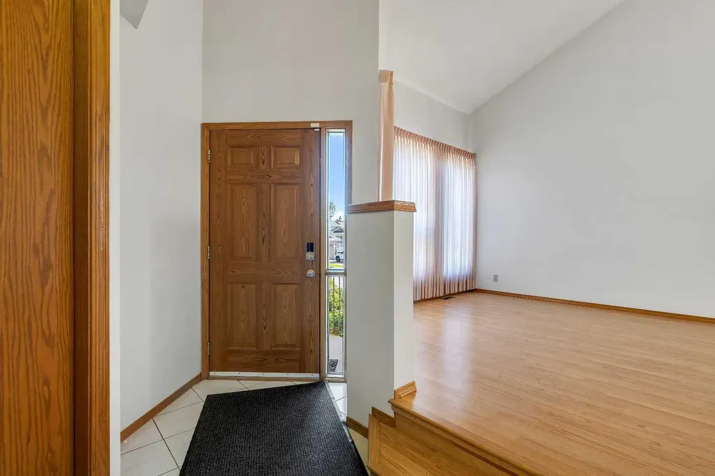 83 Sanderling Road NW Calgary AB T3K 3S2