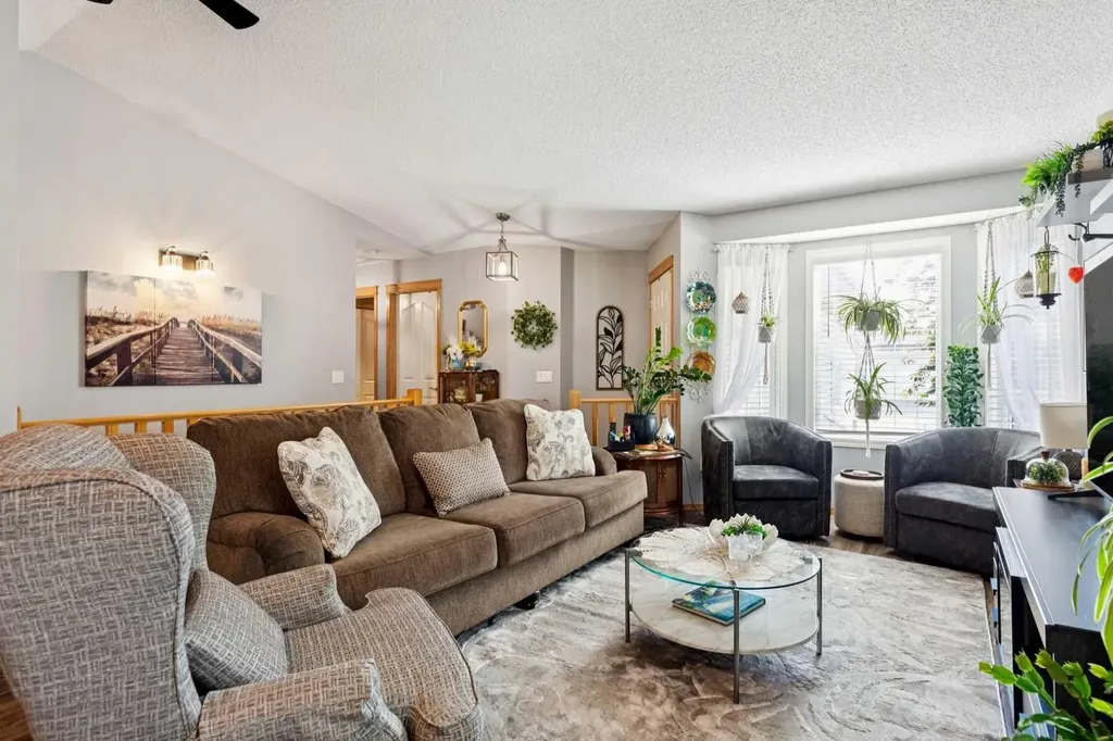 631 Riverside Boulevard NW High River AB T1V 2C1