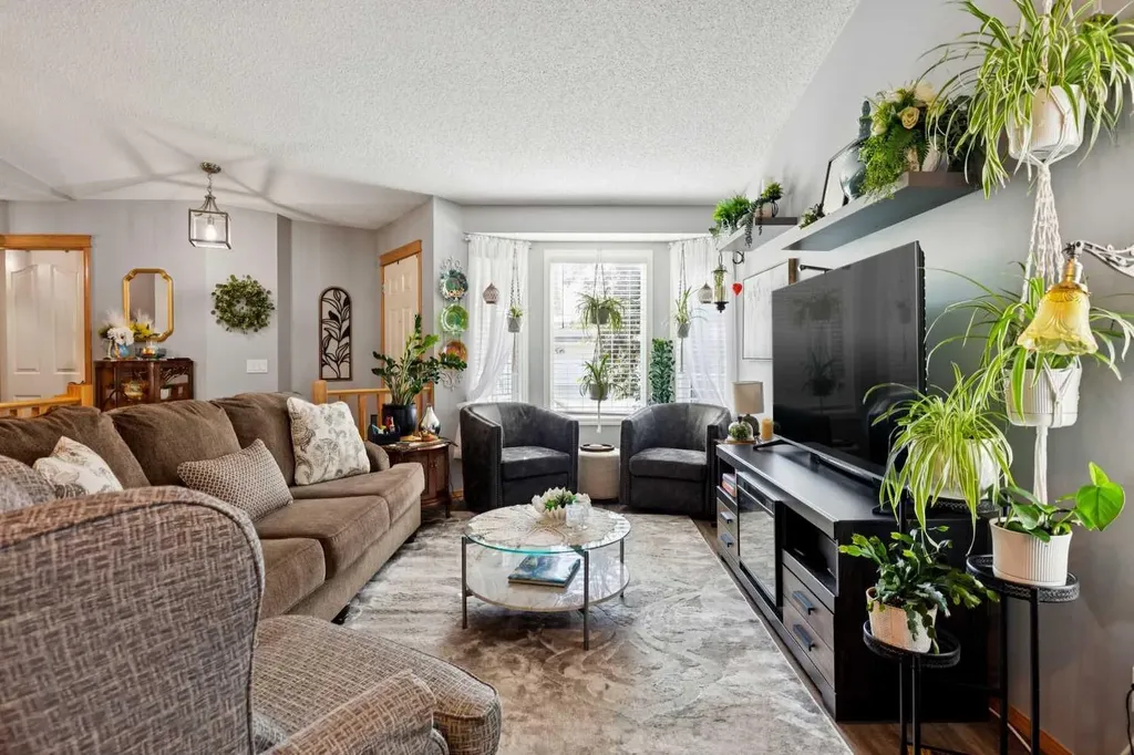 631 Riverside Boulevard NW High River AB T1V 2C1