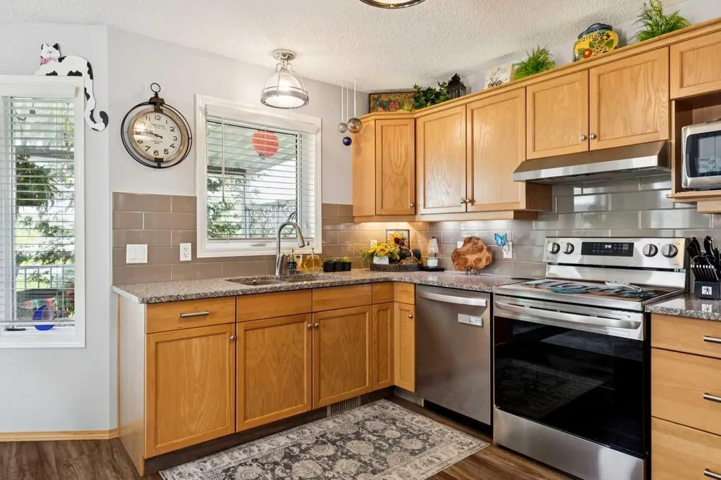 631 Riverside Boulevard NW High River AB T1V 2C1