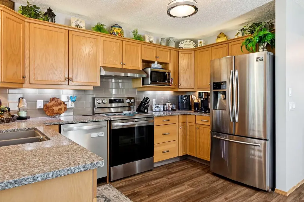 631 Riverside Boulevard NW High River AB T1V 2C1