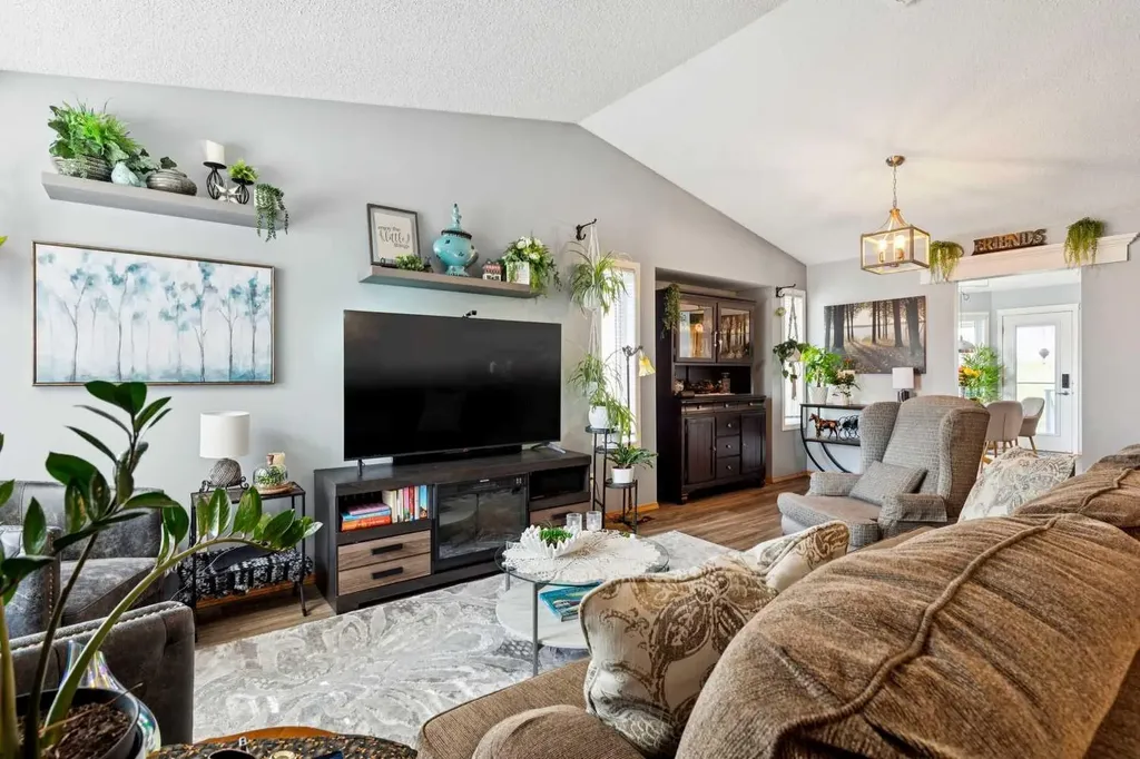 631 Riverside Boulevard NW High River AB T1V 2C1