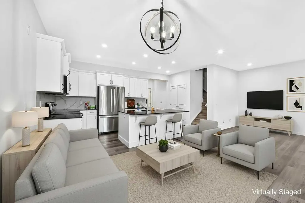 349 Seton Villas SE Calgary AB T3M3J9