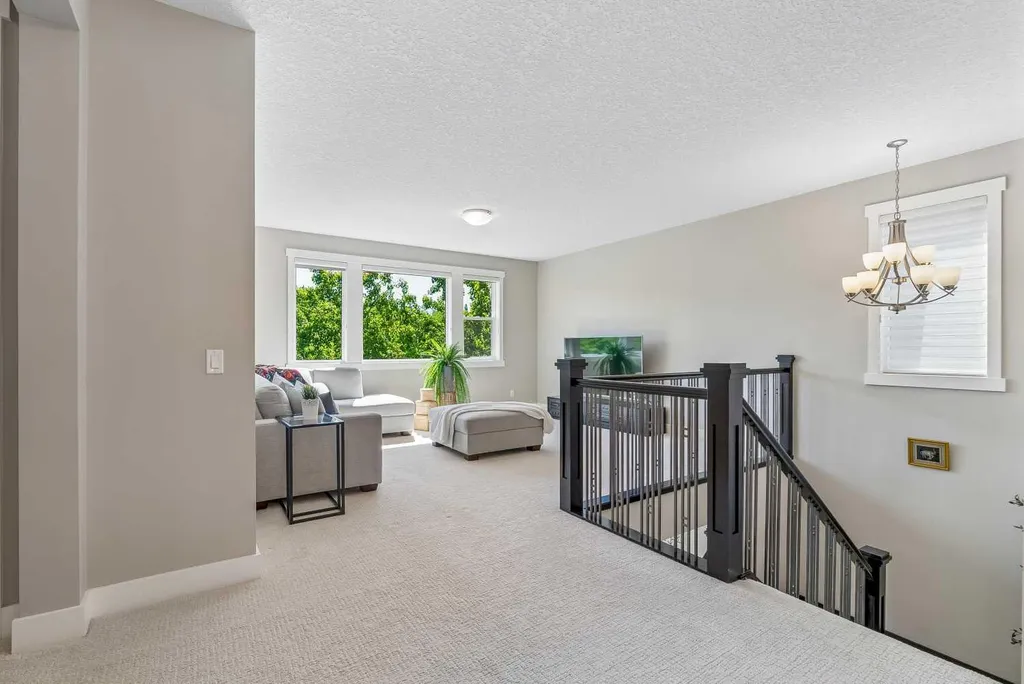 30 Ascot Crescent SW Calgary AB T3H 0T9