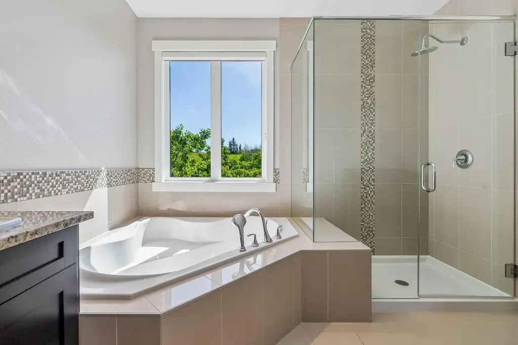 30 Ascot Crescent SW Calgary AB T3H 0T9