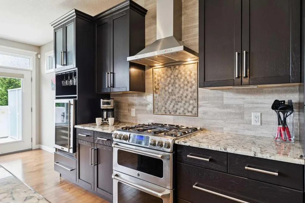 27 Ridge View Place Cochrane AB T4C0P8