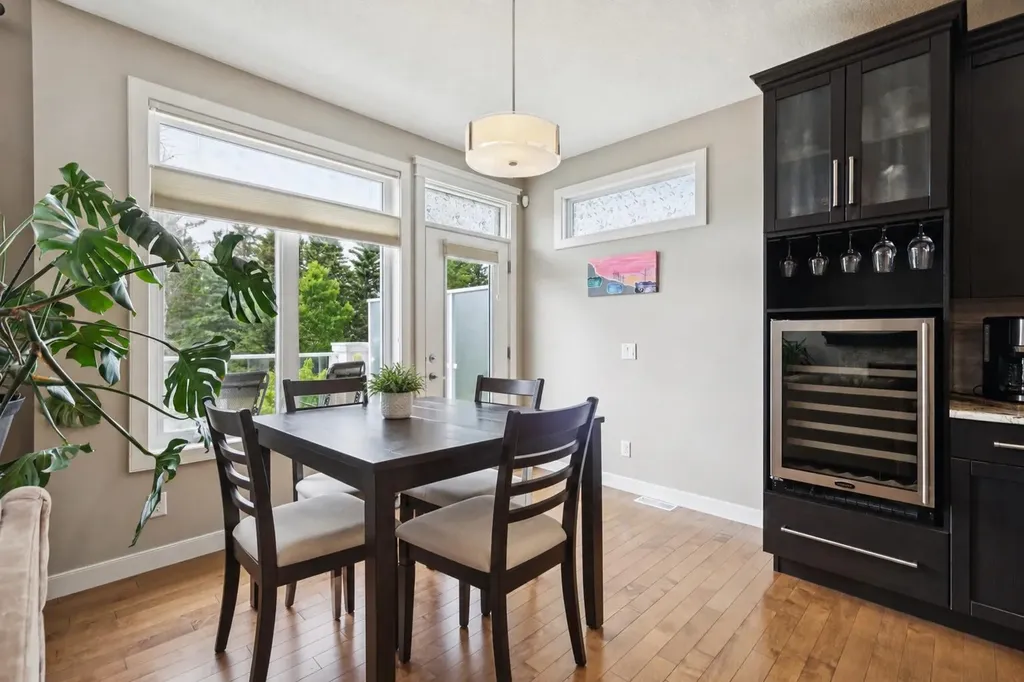 27 Ridge View Place Cochrane AB T4C0P8