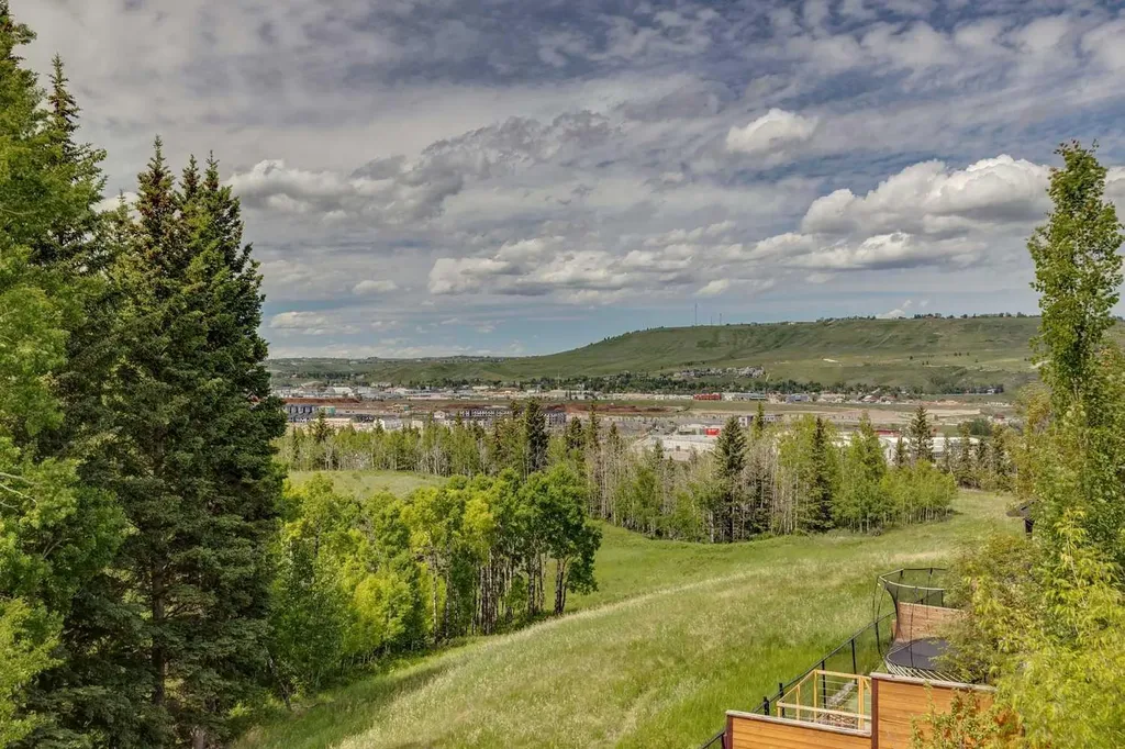 27 Ridge View Place Cochrane AB T4C0P8