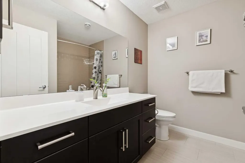27 Ridge View Place Cochrane AB T4C0P8