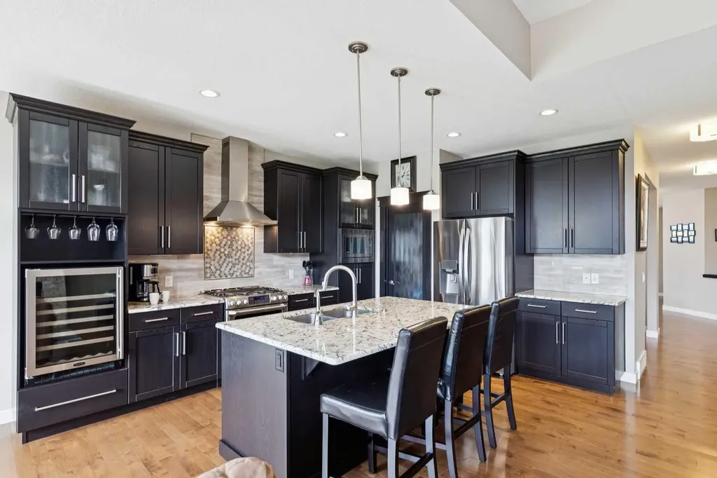 27 Ridge View Place Cochrane AB T4C0P8