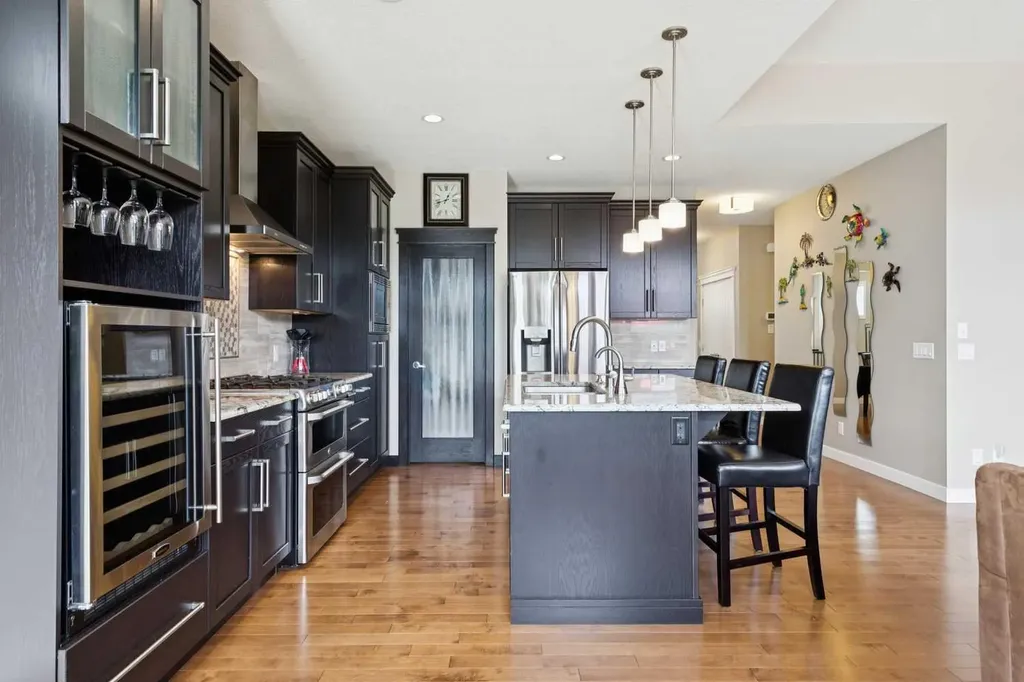 27 Ridge View Place Cochrane AB T4C0P8