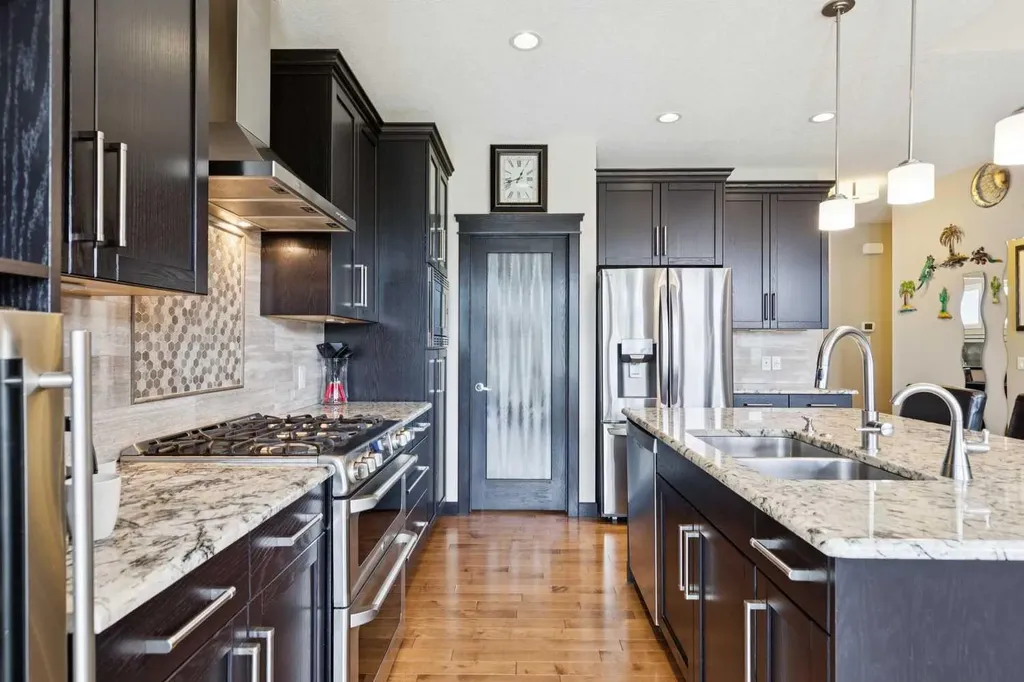 27 Ridge View Place Cochrane AB T4C0P8